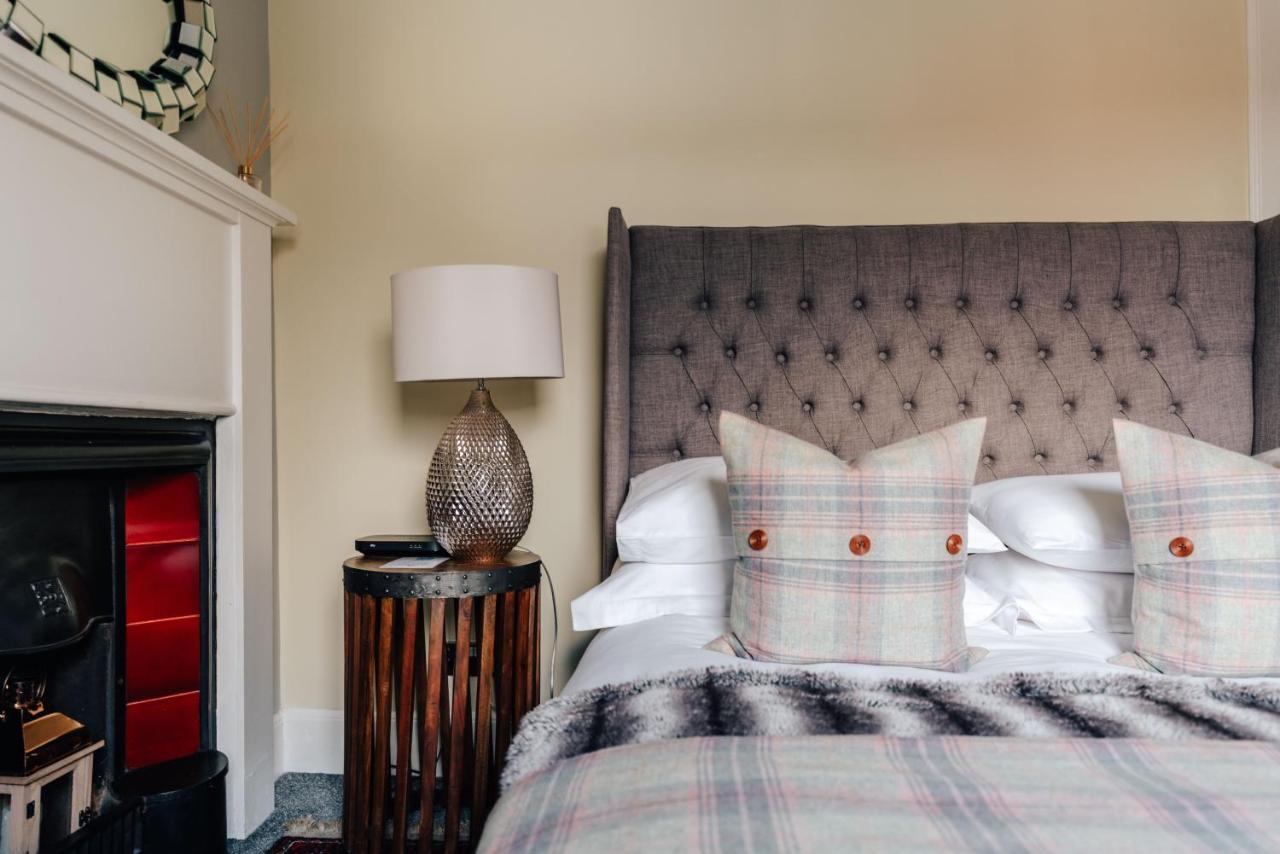 Luxury Inverness Central Apartment Private Parking Luaran gambar